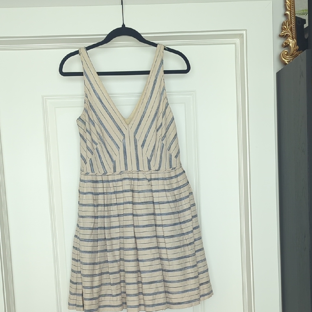 J. Crew Tan and Cream V-Neck Sleeveless Dress